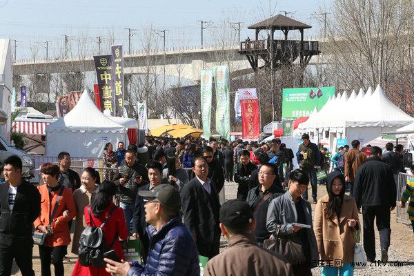 房車盛宴 第12屆北京房車展成交額8.5億(圖2)